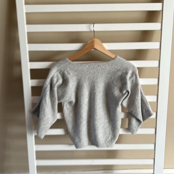 FATE Gray V Neck Wool Cashmere Blend Sweater Size Small - Picture 2 of 11